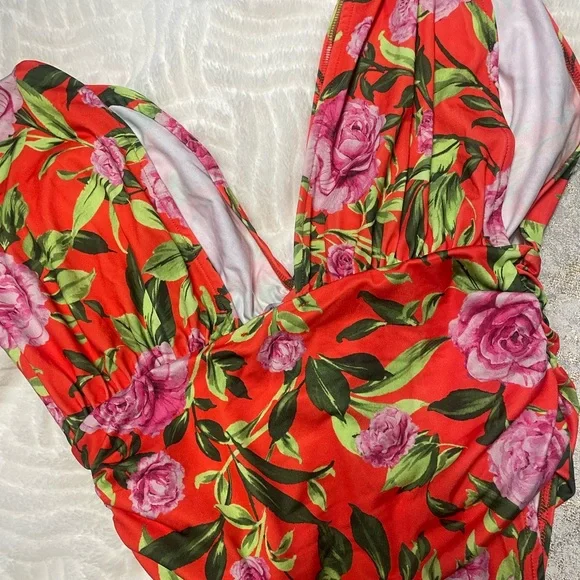 Zara Bright Red Floral Swimwear - Picture 5 of 5
